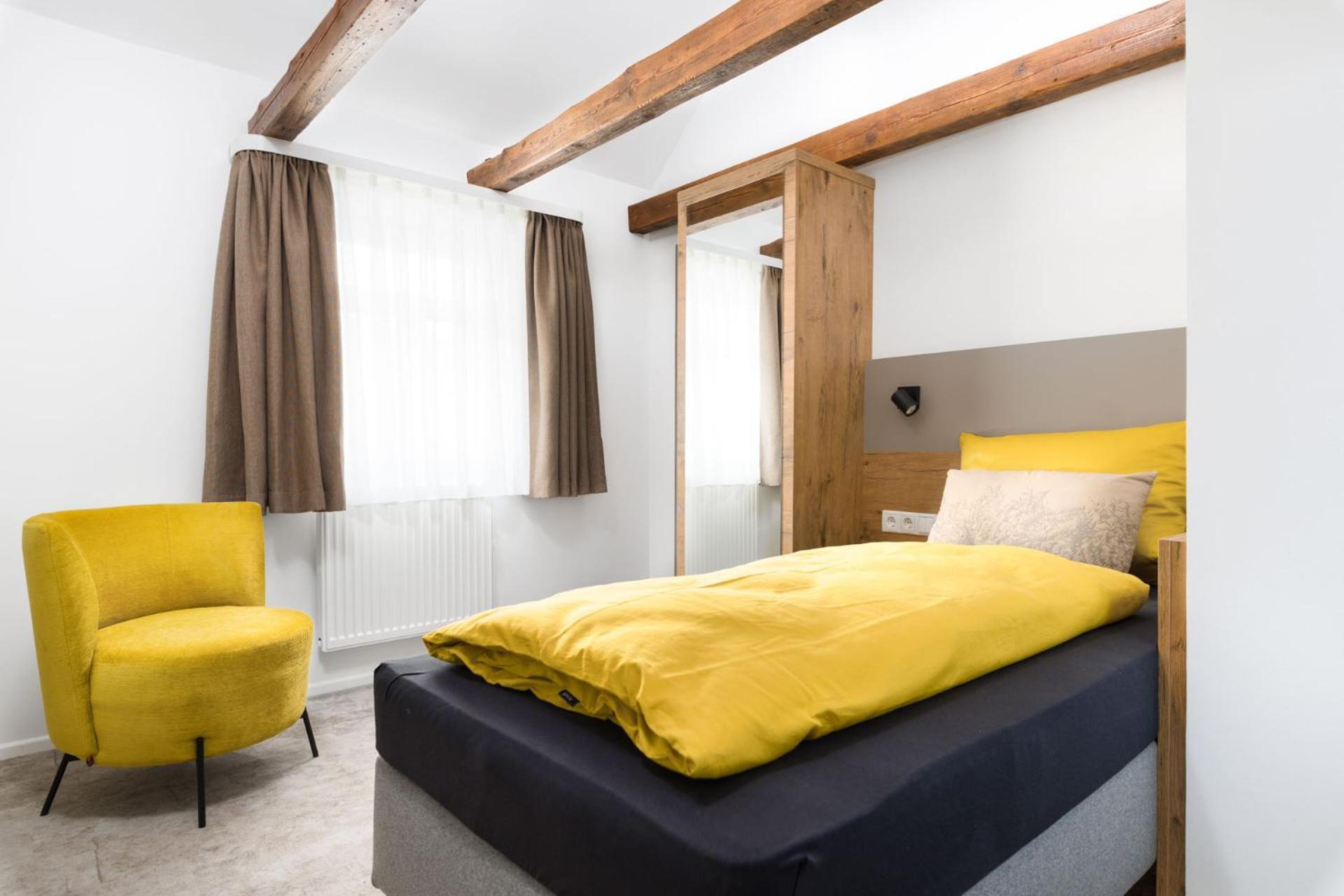 Hotel Zur Traube Uffenheim エクステリア 写真
