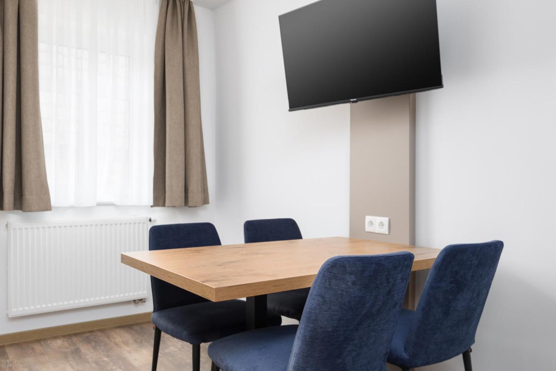 Hotel Zur Traube Uffenheim エクステリア 写真
