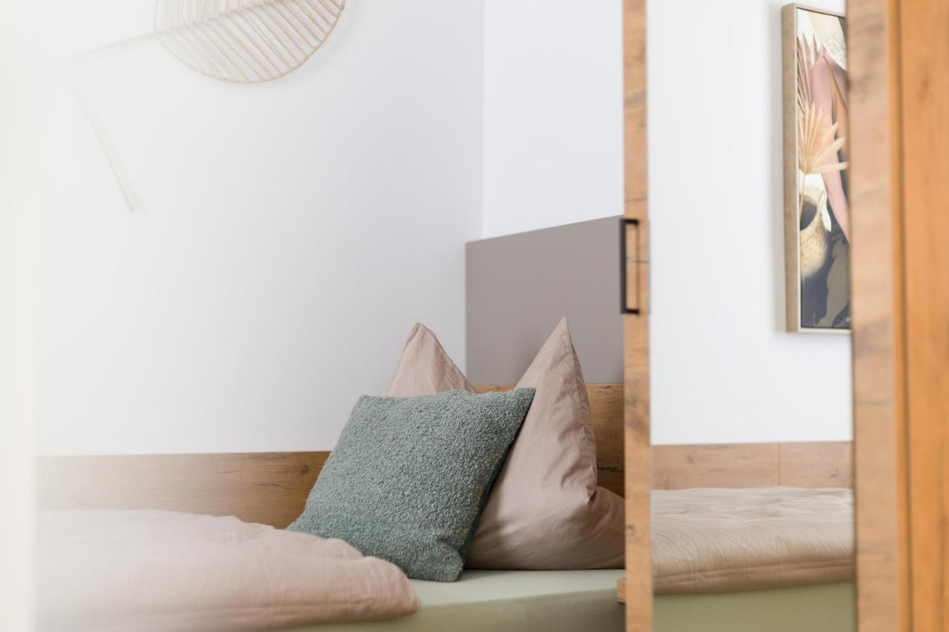 Hotel Zur Traube Uffenheim エクステリア 写真