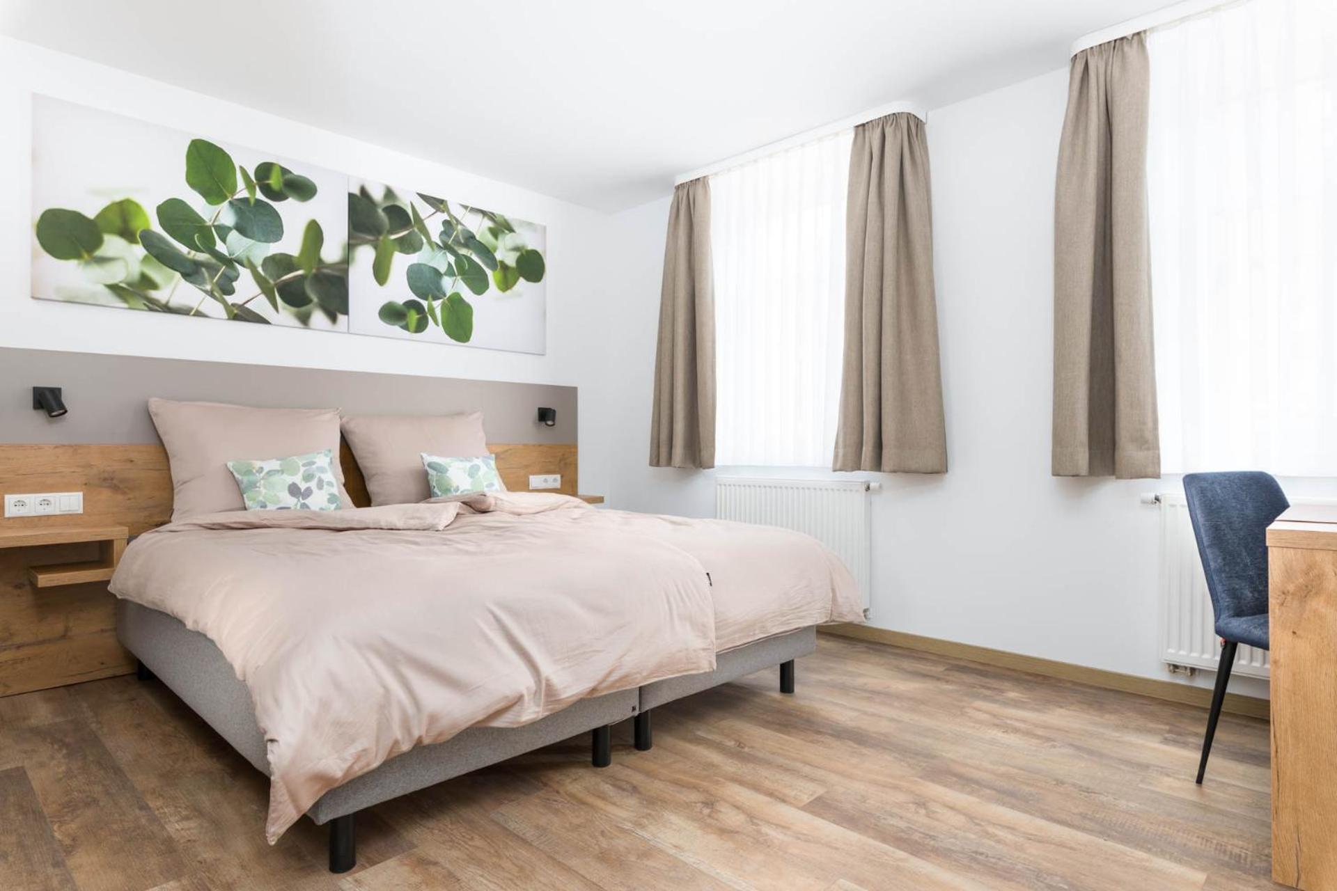 Hotel Zur Traube Uffenheim エクステリア 写真