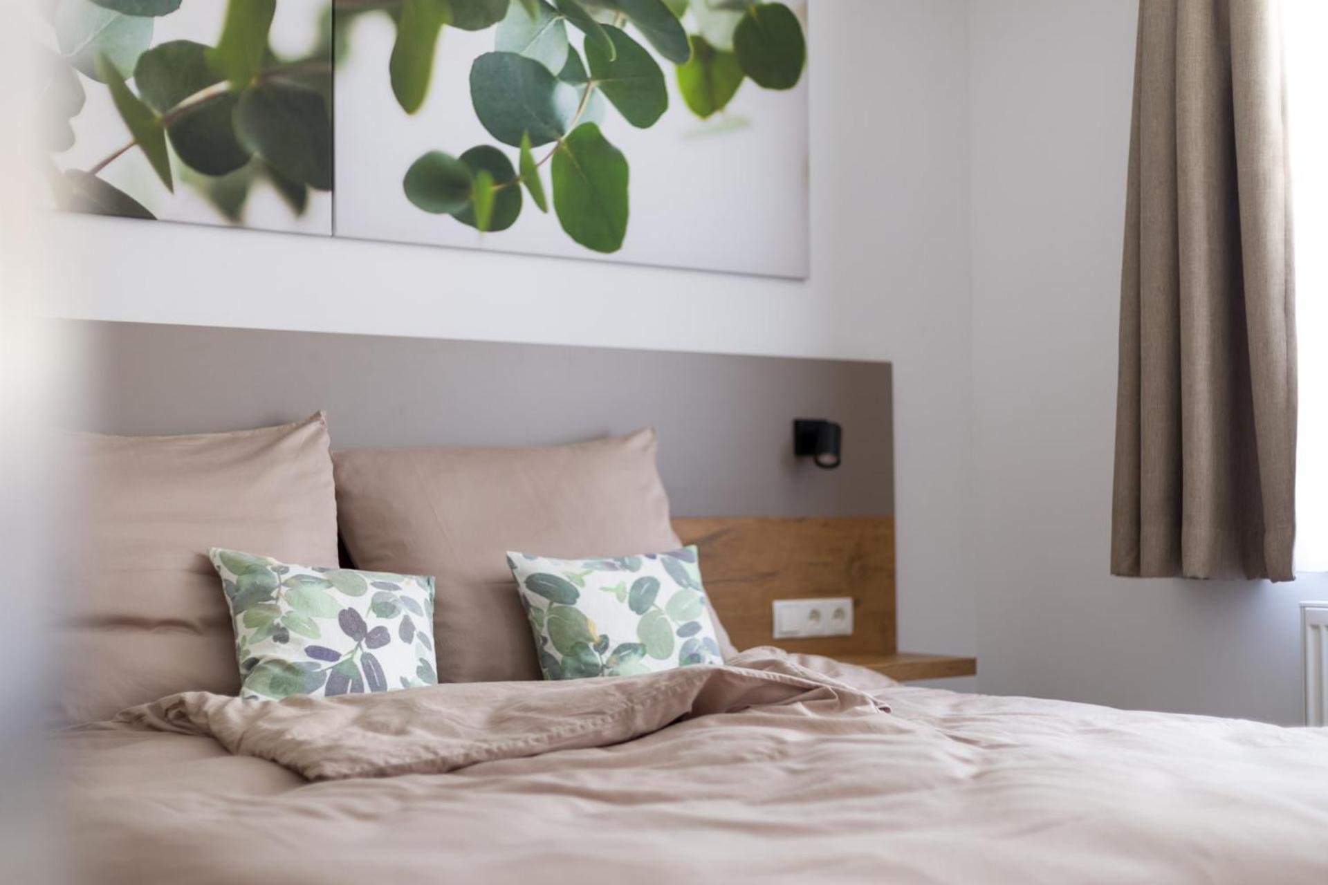 Hotel Zur Traube Uffenheim エクステリア 写真